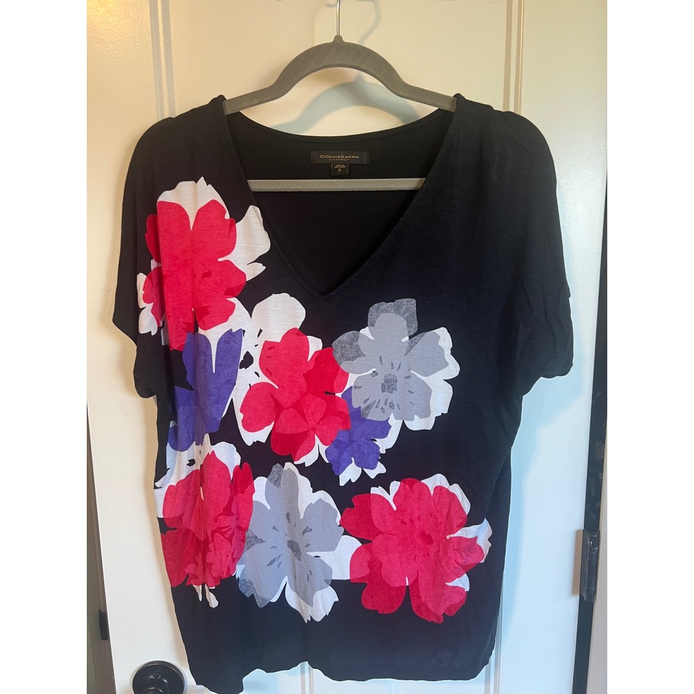 Donna Karan Floral Print V-Neck Short Sleeve Casual Top, Black, Size Large Sleep